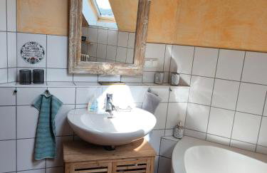 Alexandras Ferienwohnung - Maisonette 90 qm mit Balkon - Foto 49