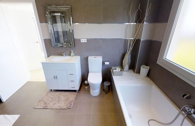 Exquisite Villa Near Beach - Heated Pool - Foto 23