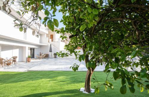 Garden Apartment in Amarynthos II - Photo 24