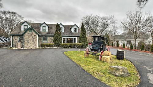 Pet-Friendly Bartlett Farmhouse with Deck! - Foto 3