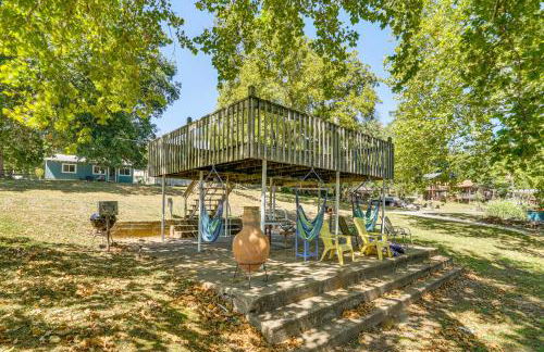 Steps to Water Lake of the Ozarks Getaway - Foto 22