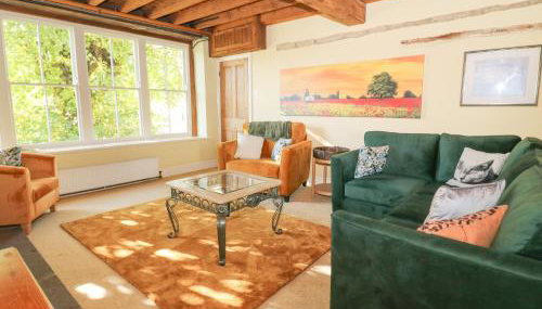 The Old Post Office - Photo 3