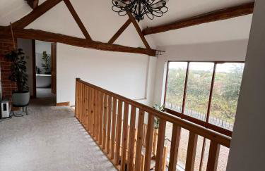 Oak Barn-ideal for Nec,Hs2,BHX,family gatherings - Foto 27