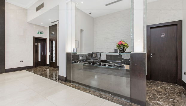 Mostrador de check-in y check-out