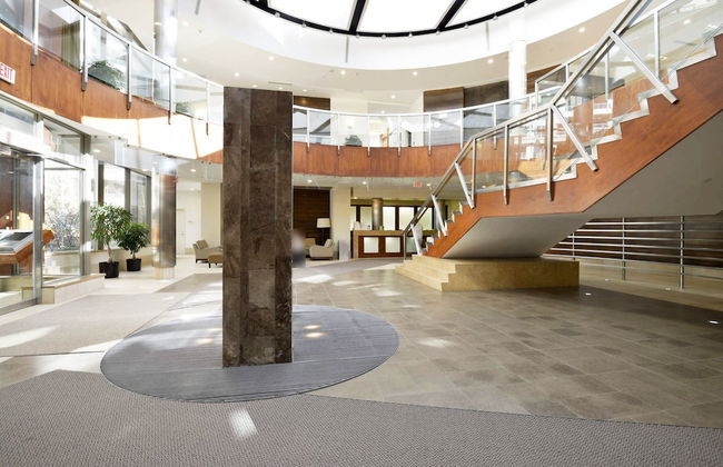 Sarkar Suites - 3888 Duke of York Blvd - Photo 1