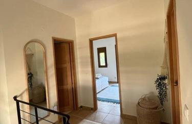 Paralia Homes cheerful 2 bedroom with pool, unit #1 - Foto 46