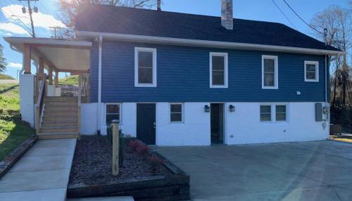 Newly Renovated Lincolnton Downtown Rail Trail Apartment - Walk to Main St - Foto 2