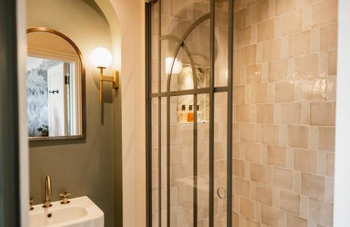 The Beacon - Photo 74