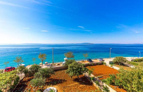 Apartments Ivan Sea View in Peaceful Lun - Photo 29