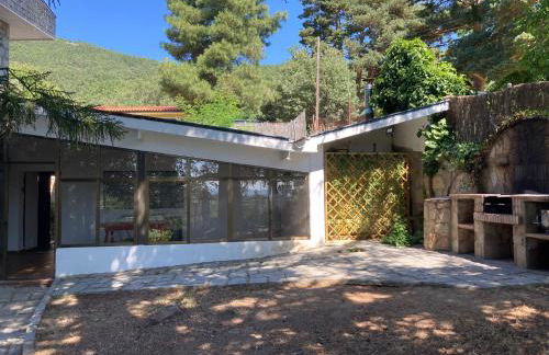 Los Cedros, gran chalet con piscina y apartamento en Navacerrada - Foto 35