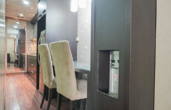 2BR Apartment at Great Western Resort near Shopping Mall - Photo 9