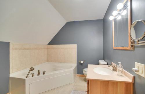 Rustic North Creek Getaway about 4 Mi to Gore Mtn! - Foto 25