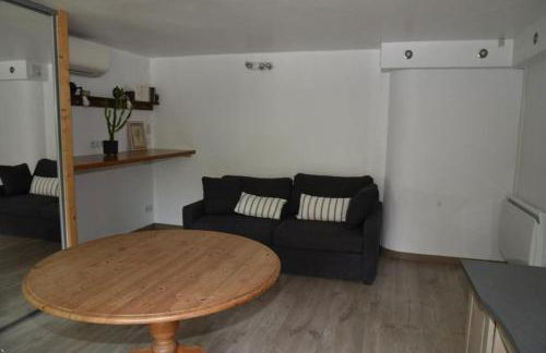 Rez de chaussée de Villa Marseille 9ème - Foto 8