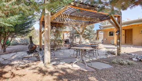 Artsy Studio with Patio 25 Mi to Santa Fe - Foto 3