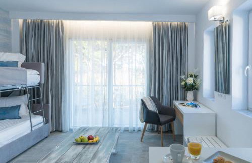 Hotel Defkalion - Photo 39