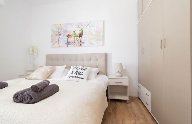 The Haneviim Court - Isrentals - Foto 79