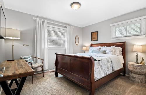 Lake Cottage with Hot Tub and Game Room - Foto 49