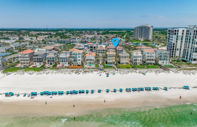 The Spyglass a 5 bed 3 bath house that sleeps 14 and just 67 steps from the beach - Foto 132