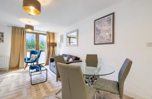 Multiple 2-Bedroom Apartments near Harry Potter Studios - 2-Minute walk to Bushey Station - 20 Minutes to London Euston - Ideal for Families & Business - Free Parking - Foto 24