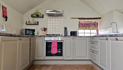 Cosy barn on rural smallholding with alpacas, goats & pigs - Foto 4