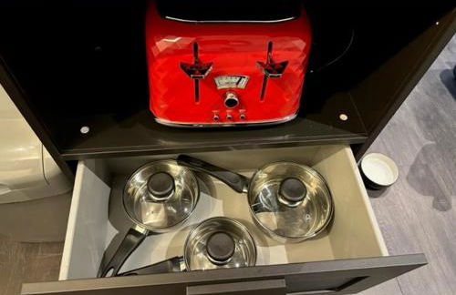 Stunning Flat with Parking Free near Sutton Station - Foto 13