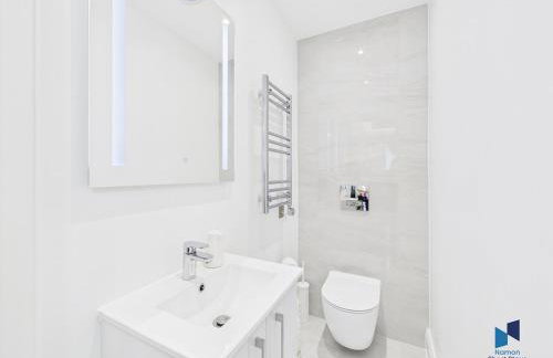 Luxurious 4-Bed Home, Sleeps 12, Free Parking - Foto 24