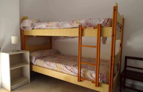 APARTAMENTOS EL SOL a 20 metros del mar - Photo 12