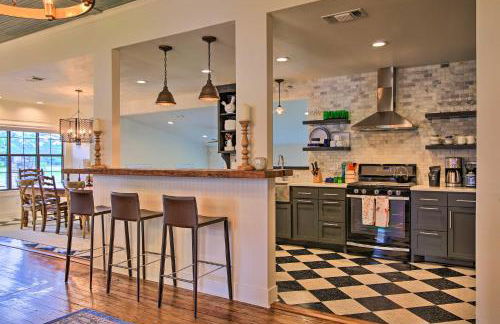 Beautiful Hill Country Cottage - Walk to Downtown! - Foto 6