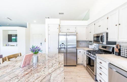 360 Mountain Views, Pool and Spa by MariamsBnb - Foto 6