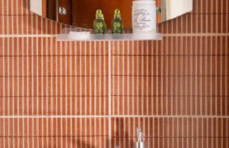 Central & Riverfront Room 2 - Photo 28