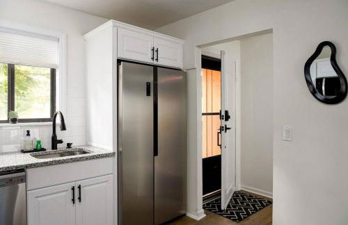 Grey Sapphire Hideaway - 2BR 2BA w Arcade & Pool - Foto 22