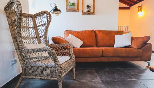 Laura's Cottage AL - Photo 5