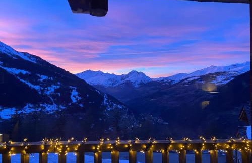 NEW Luxury Chalet Sapins - PRIVATE POOL- Mountains VIEW - Family & Comfort - SPECIAL LAUNCH OFFER - Foto 8