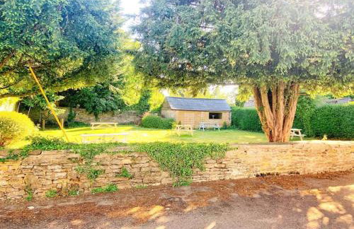 Spacious Cotswolds Barn - 4 Bedrooms, Perfect for Families - Foto 31