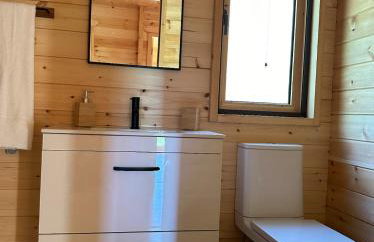 Woodlands Luxury Lake Log Cabin - Vetiver Villa - Foto 22