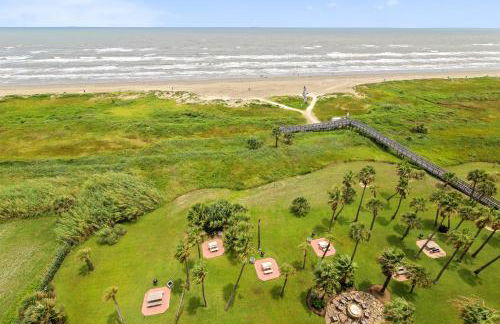 Beachfront Hideaway by Ryson Vacation Rentals - Foto 31