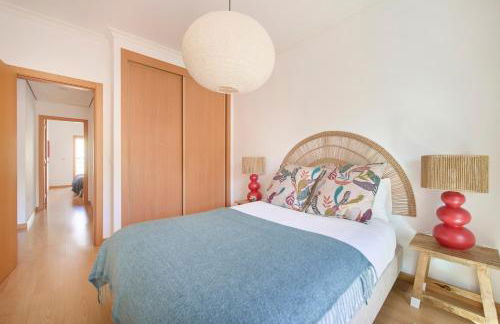 Spacious Apt Near Beach & Train, By TimeCooler - Foto 30