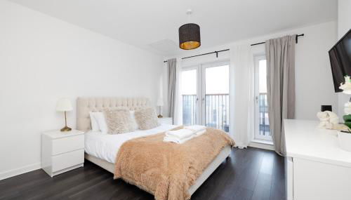 Stylish 3BR Home with Garden & Free Parking - Near O2 Academy & City Centre - Foto 2