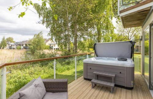 Osprey Lodge CW64 HOT TUB Lakeside Spa Property - Foto 4