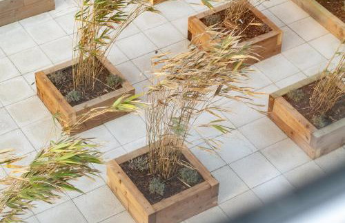 Lovely Home Near Canal, Park, & Central MK - Photo 21