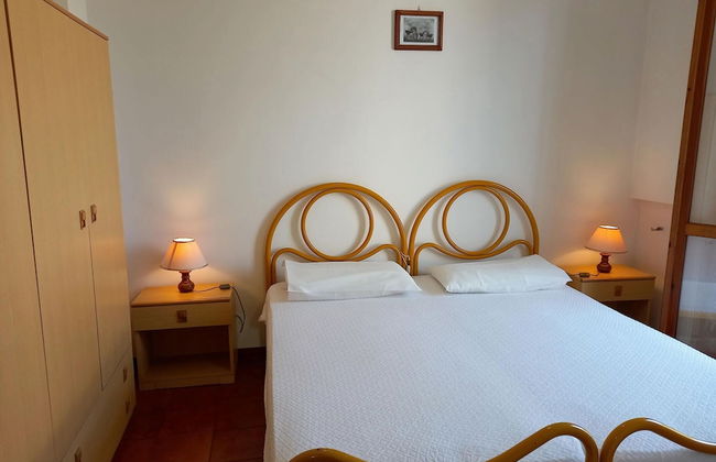 Apartment With Private Garden - Foto 2