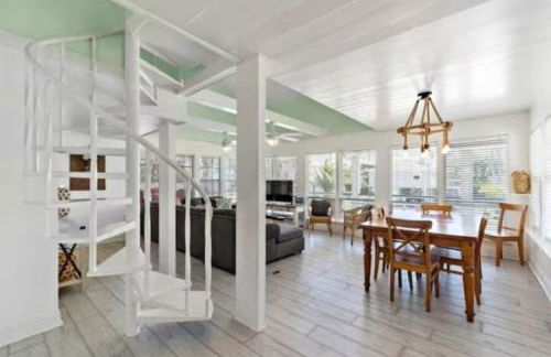 Texas vacation home with huge yard and pool, close to beach - Foto 28