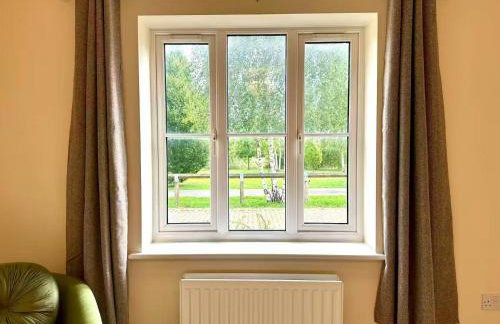 Charming 3 bedroomed House in Bicester sleeps 6 - Foto 5