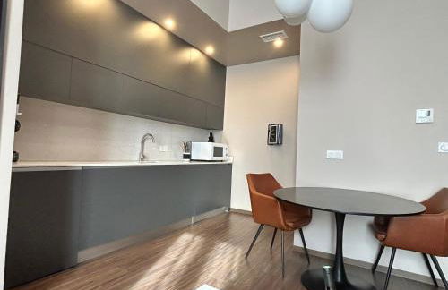 Legend Majestic - Baignoire chaussure - TV Miroir - Parking Privé GRATUIT - Foto 19