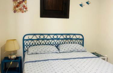 Villa by the Vulcano - 70mq plus large garden and patio - Foto 6