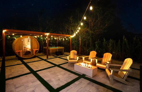 Velvet Bloom Bubbling Spa Retreat with Sauna & Jacuzzi - Foto 4