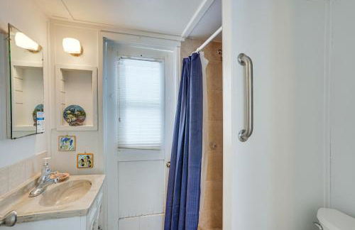 Quaint Avalon Cottage Less Than Half-Mi to Beaches! - Foto 23