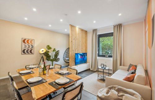 maremar - Design im Zentrum - 2 Schlafzimmer - Luxus Boxspringbetten - Küche - Arbeitsplätze & Highspeed WLAN - Balkon - Foto 3