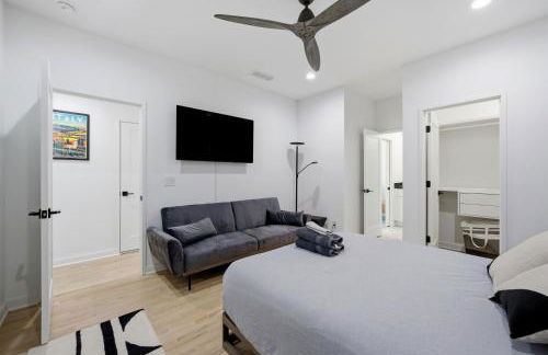 4BR Urban Oasis with Rooftop and Jacuzzi - Foto 22