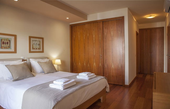 B27 - Luz Bay 2 Bedroom Apartment - Foto 2